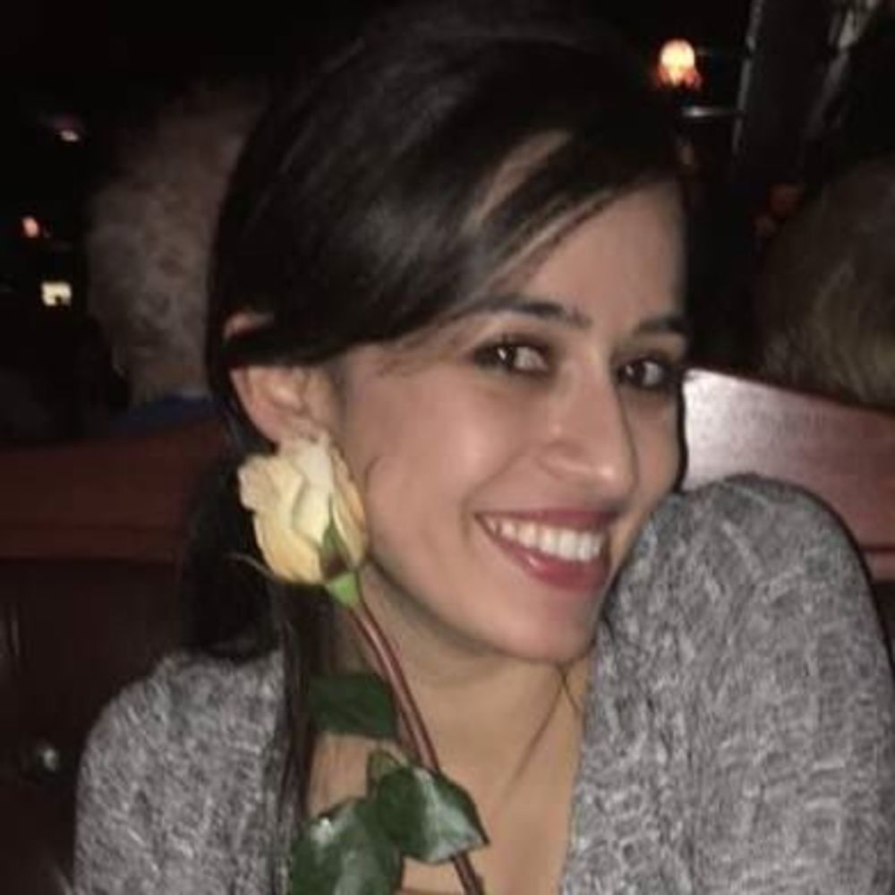 Meet your Posher, Shana